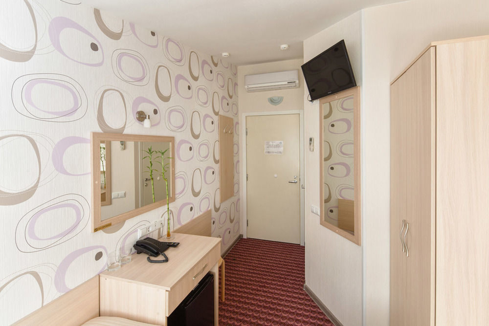 Lidval Hotel סנט פטרסבורג מראה חיצוני תמונה